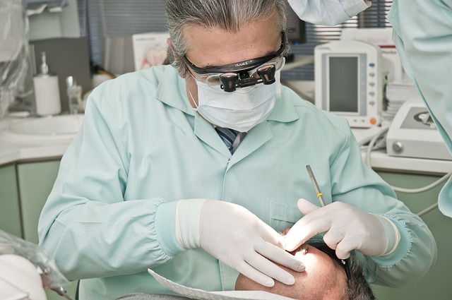 cassazione se odontotecnico vi esegue prestazioni odontoiatriche